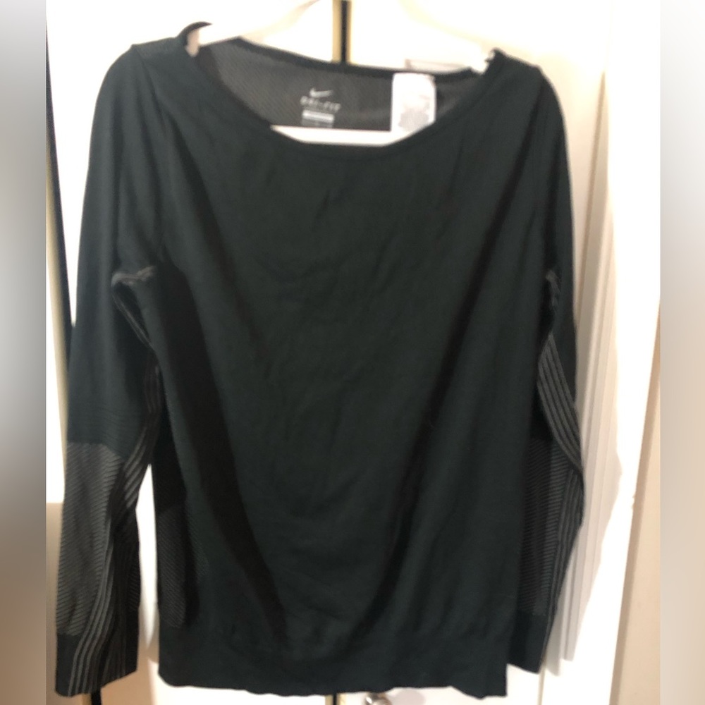 EUC Nike Running top